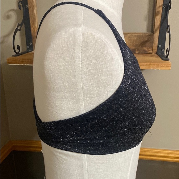 Fabletics low impact black & silver sparkle seamless lurex strappy bra size m - Picture 4 of 9